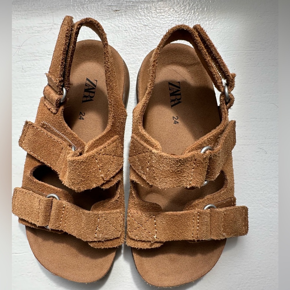 Brown suede leather Zara sandals. Size 8.